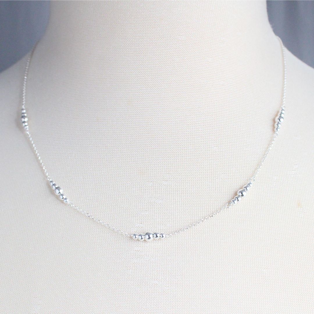 Integrity - Graduated 5 Bead Silver Station Chain Necklace