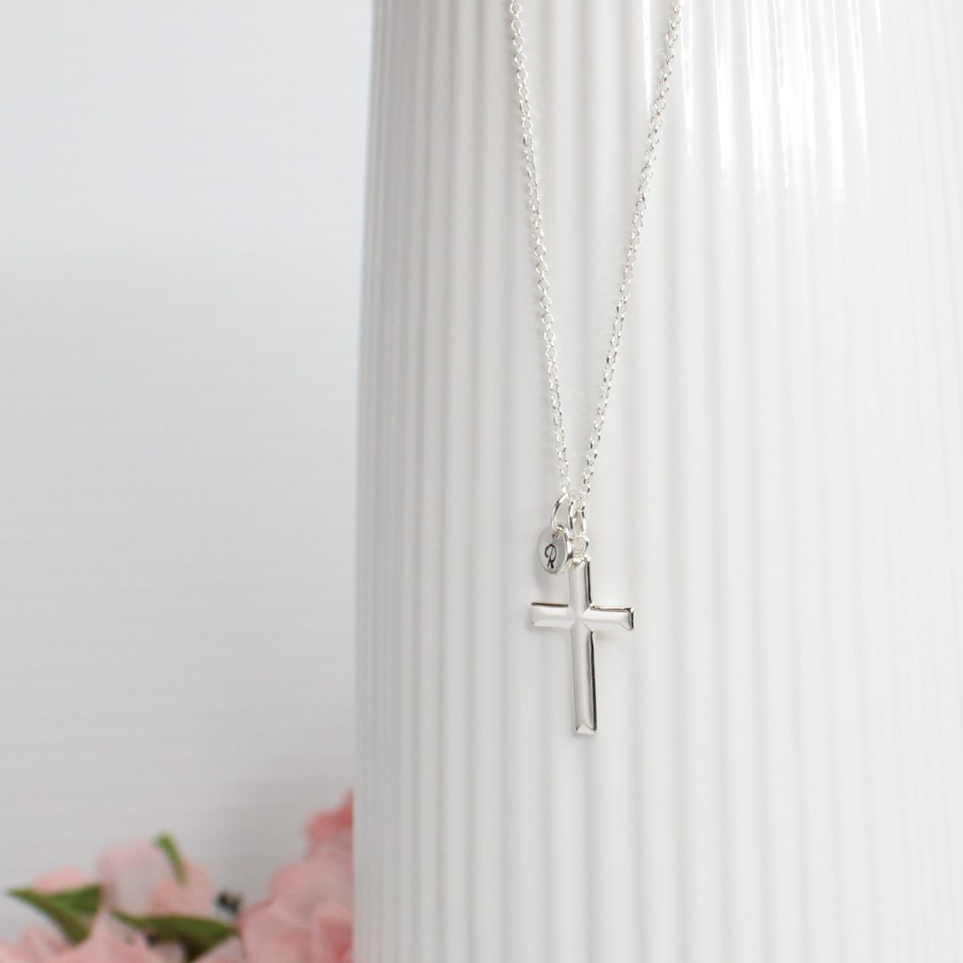 Susanna Cross - Ella Initial Pendant Necklace